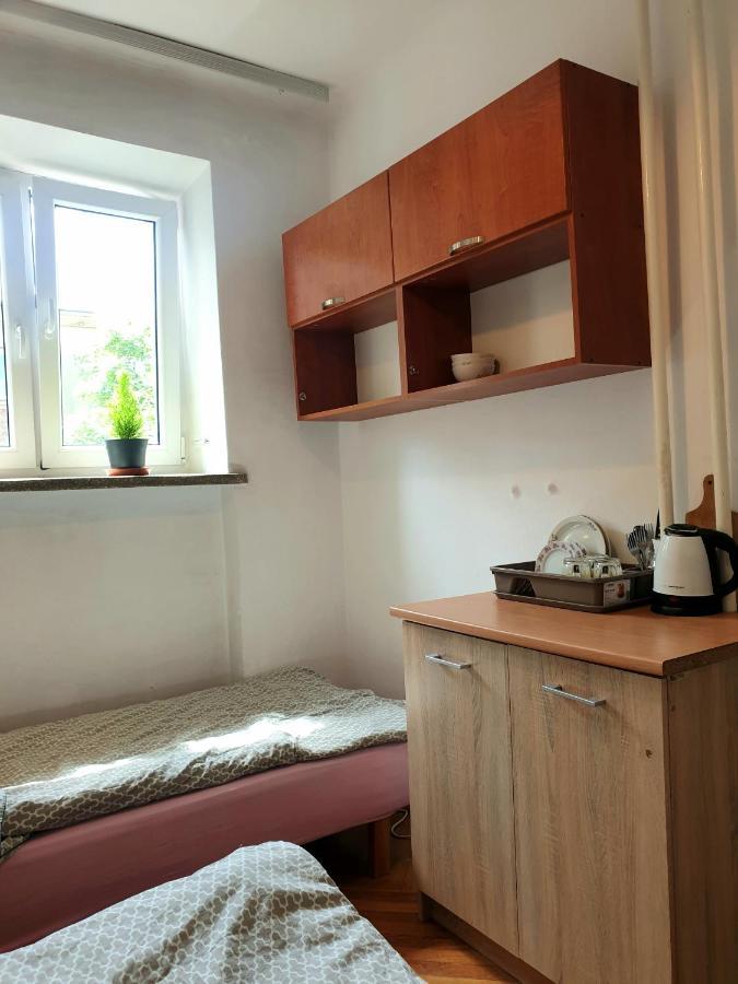 Rooms By Kino Femina وارسو المظهر الخارجي الصورة